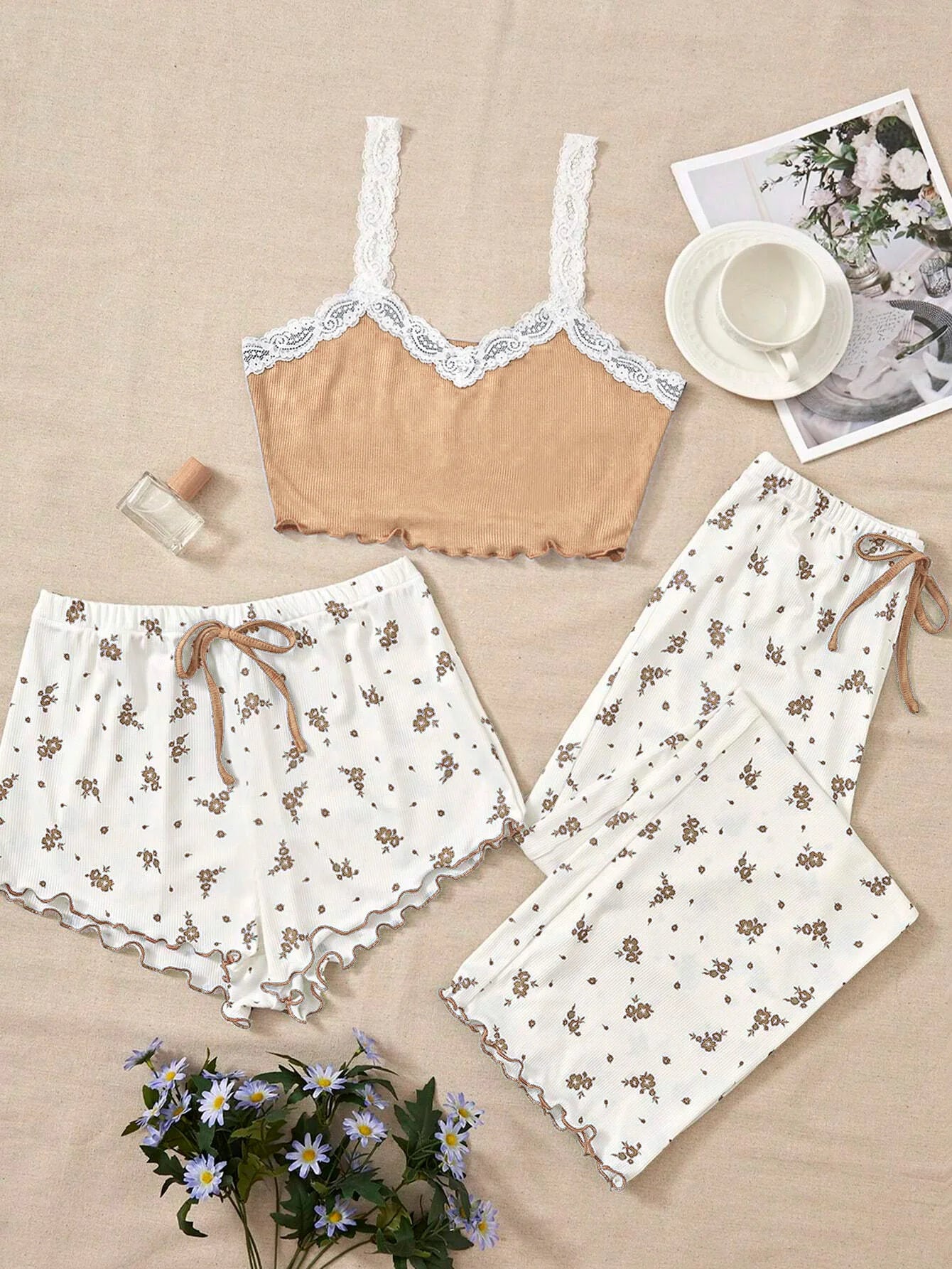 Conjunto Flowers Três Peças