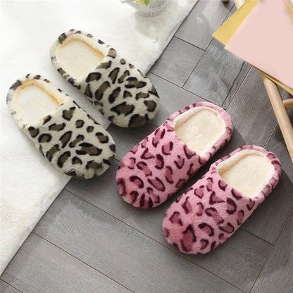 Pantufa Feminina Inverno Animal Print com Salto