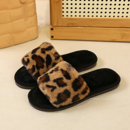 Pantufa Feminina Pelúcia Animal Print Antiderrapante