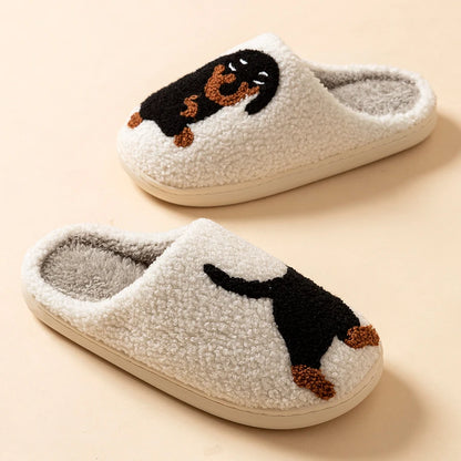 Pantufa de Pelúcia Cachorro Salsicha