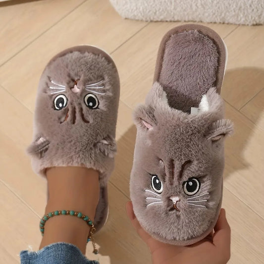 Pantufa de Pelúcia Gatinho