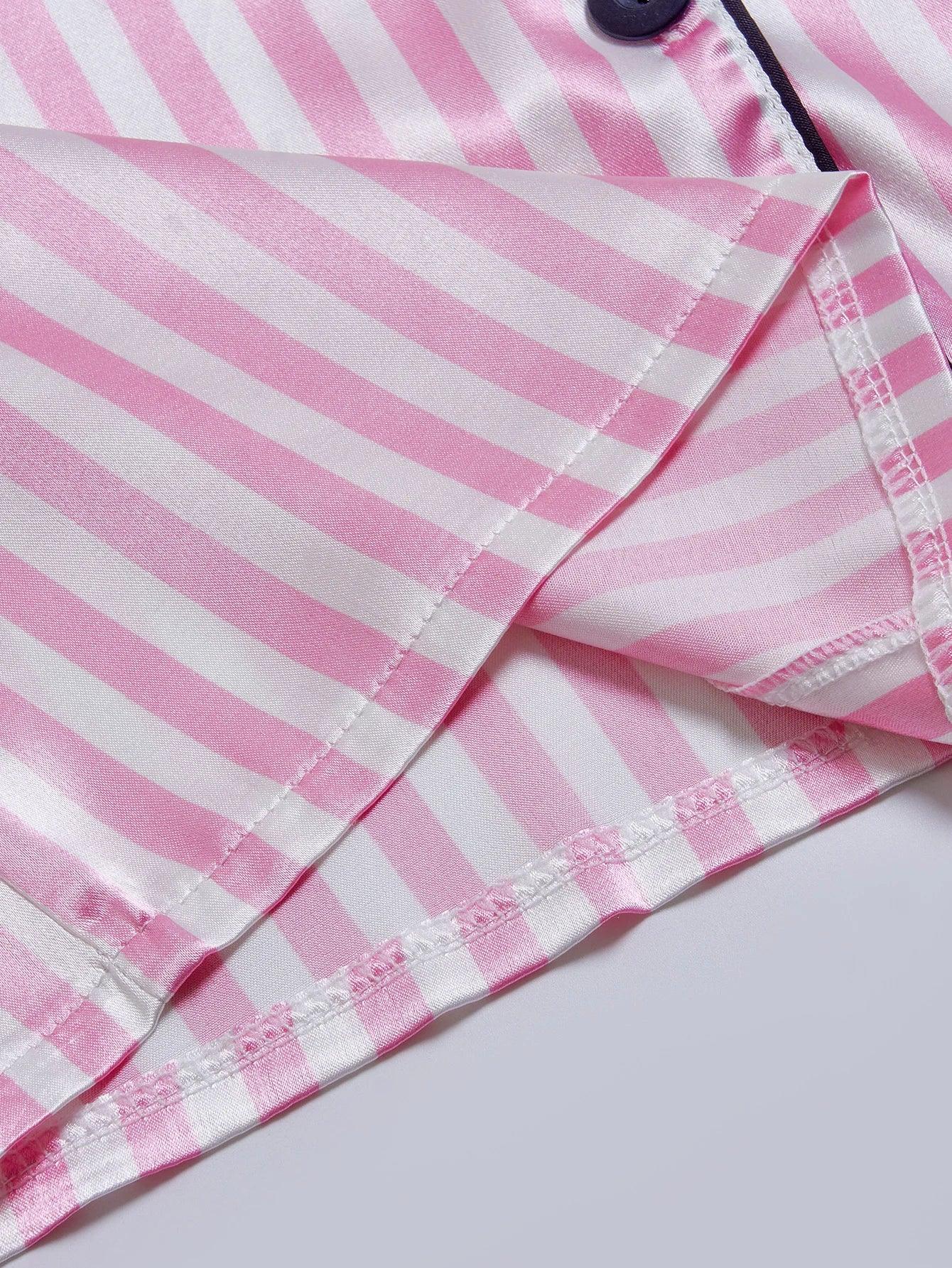 Pijama Curto de Cetim Listrado