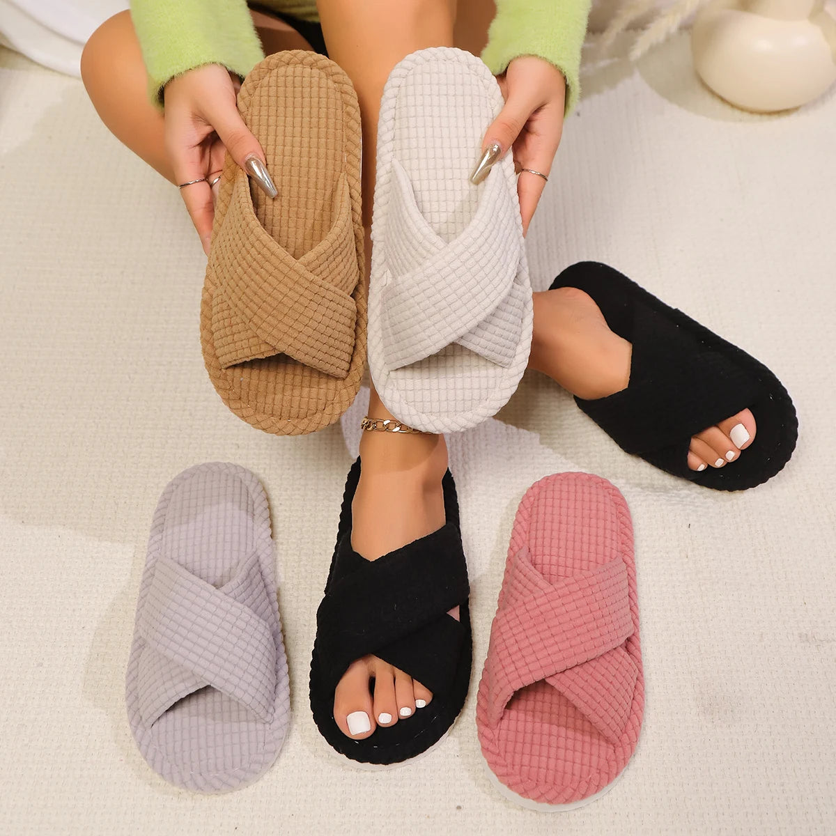 Chinelo Feminino Tiras Cruzadas Confortável Antiderrapante