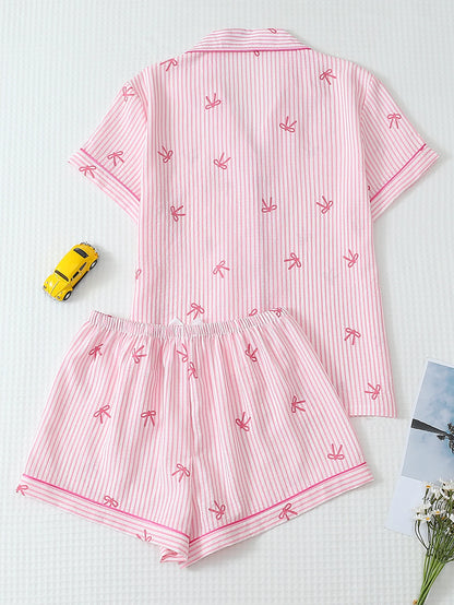 Pijama Feminino Listrado com Corações 2 Peças com Botões