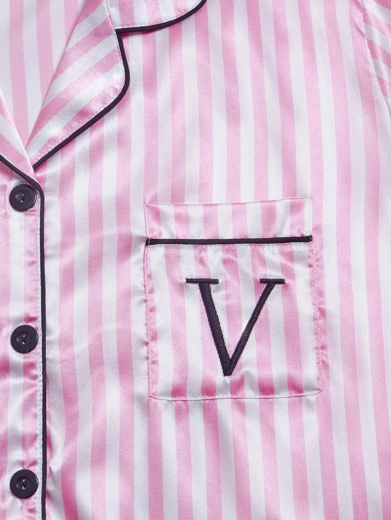 Pijama Curto de Cetim Listrado