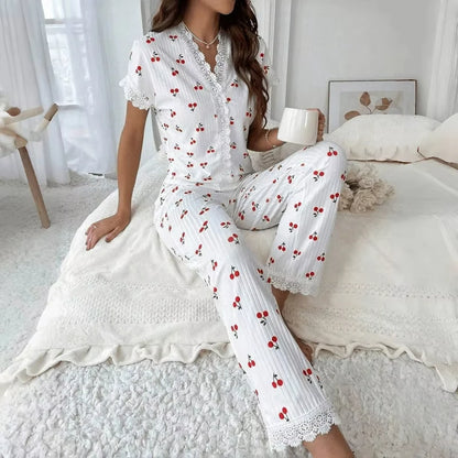 Conjunto Pìjamas com Renda